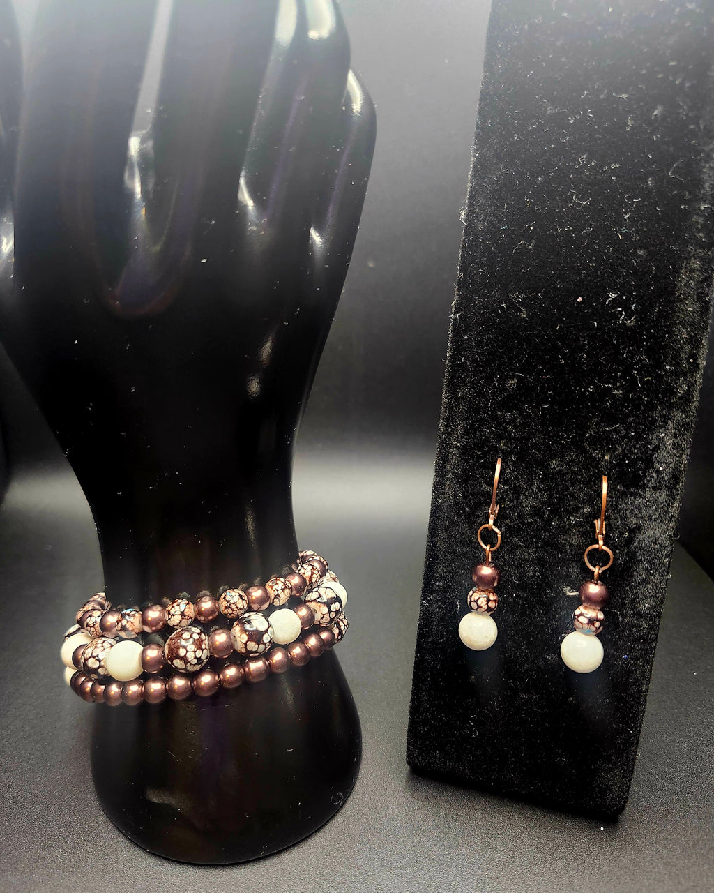 Unshakeable Strength – Bronze Jewelry Set