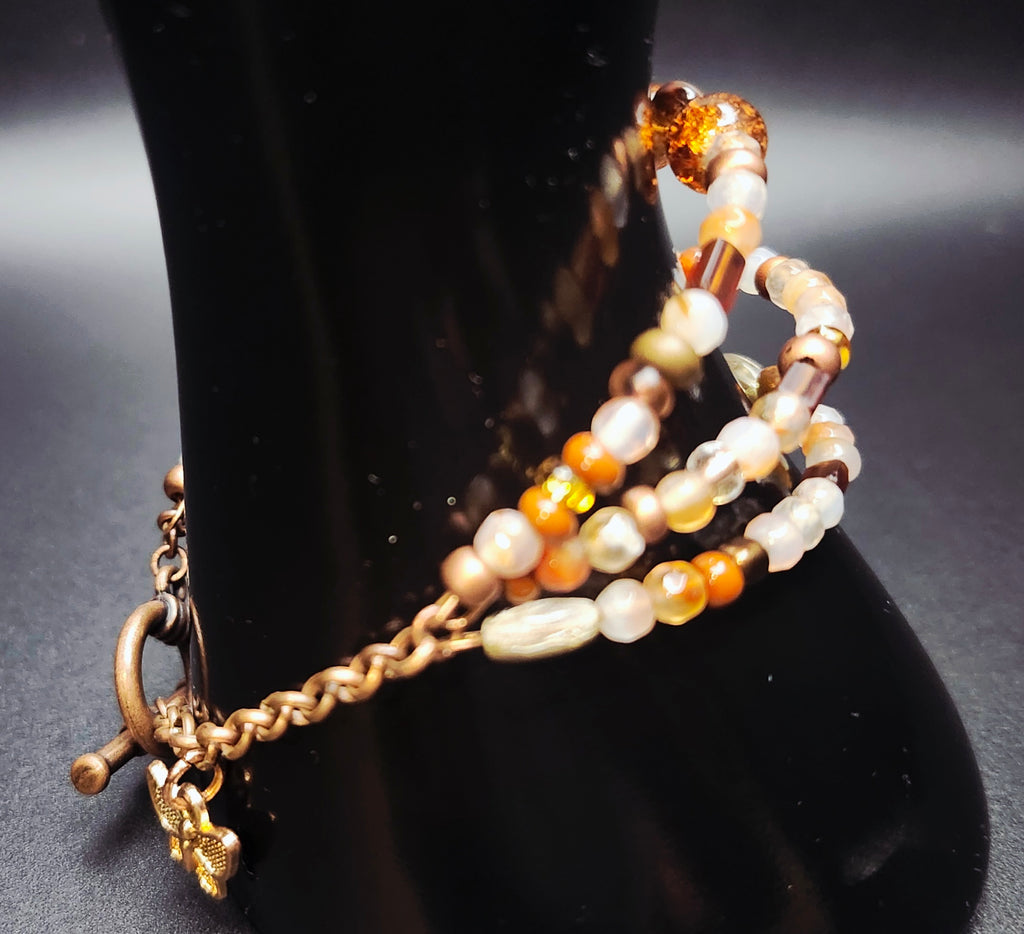 Quiet Radiance – Amber Sparkle Jewelry Set